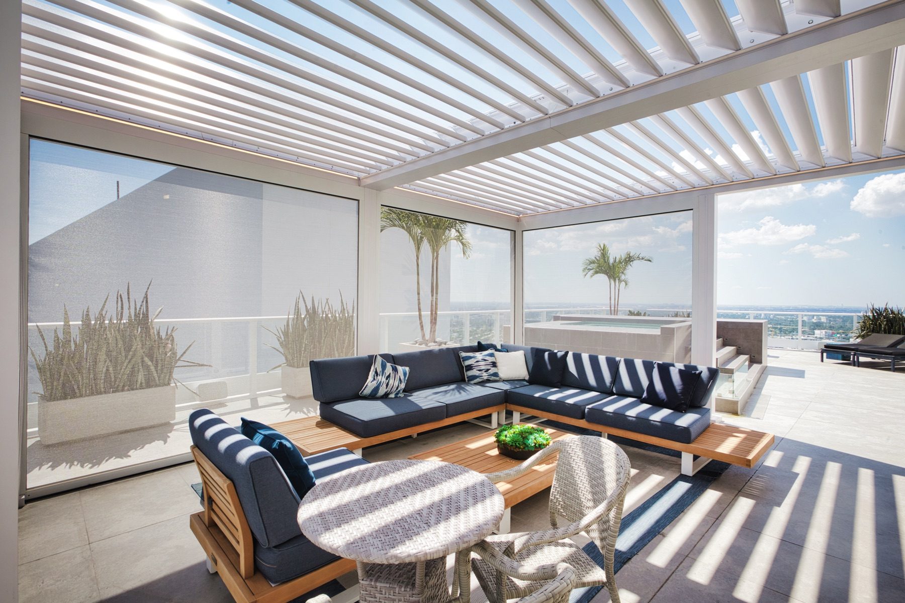 Motorized louvered pergola in Los Angeles backyard