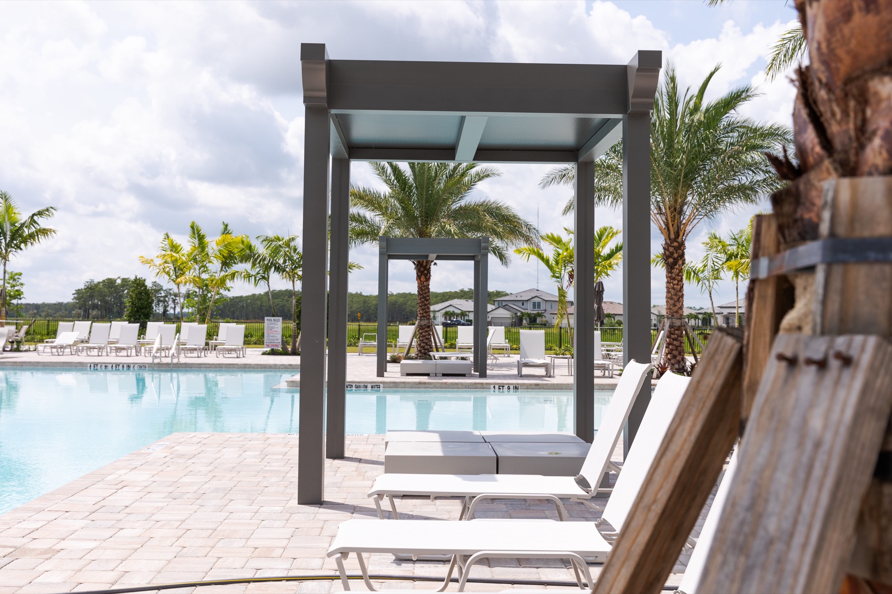 Gray R-SHADE with corbel ends