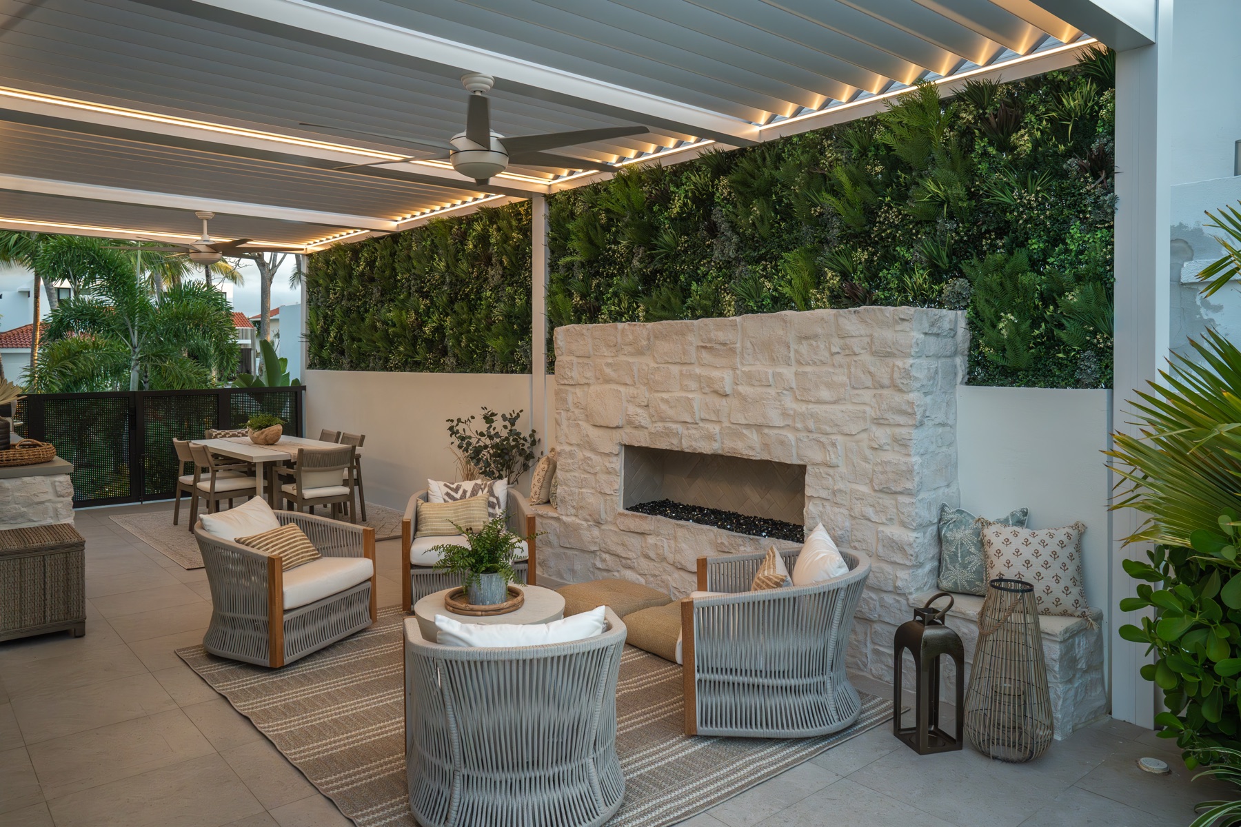 White R-BLADE residential patio